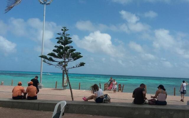 Apartamento Vacacional Con Vista Al Mar San Andres