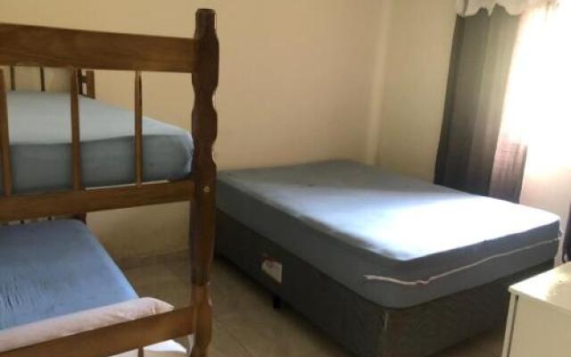 Casa com piscina em Caraguatatuba