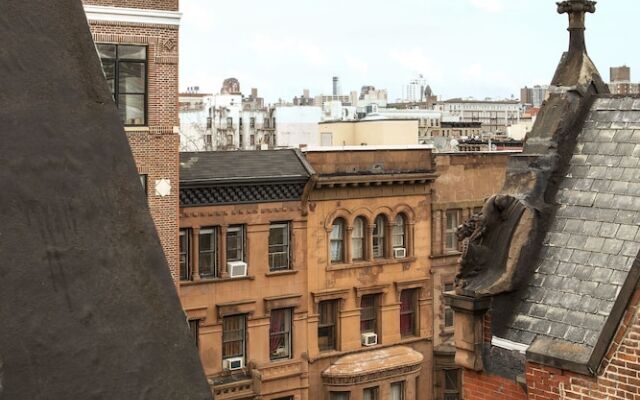 Suites in a Manhattan Mansion