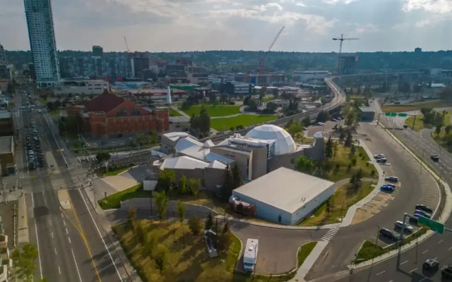 The Loki No Service Fees Patio BBQ 55 TV