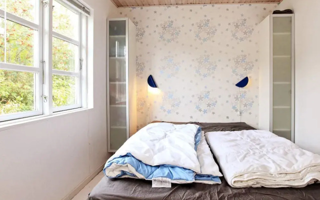 6 Person Holiday Home in Store Fuglede