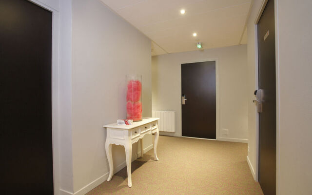 Inter-hotel Le Grillon Dor