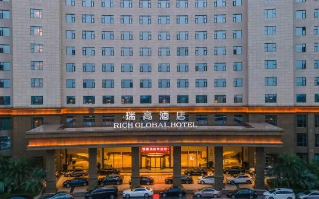 Rich Global Hotel