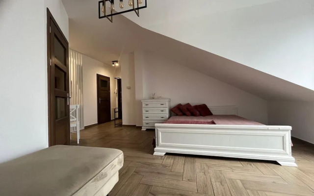 Apartament KOLEJOVA 20 z sypialnią