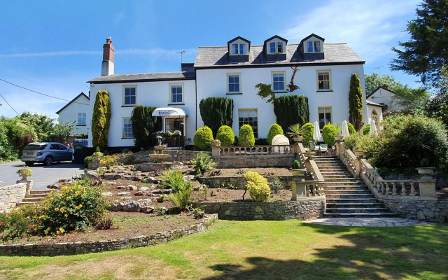Mount Pleasant Hotel