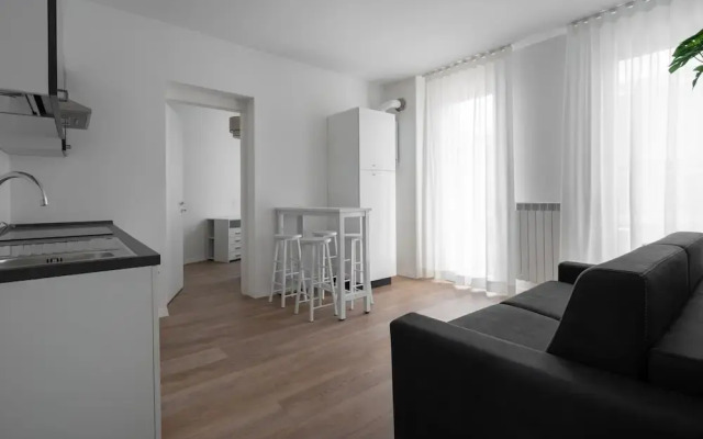 Carducci Modern Apartment 4 by Wonderful Italy