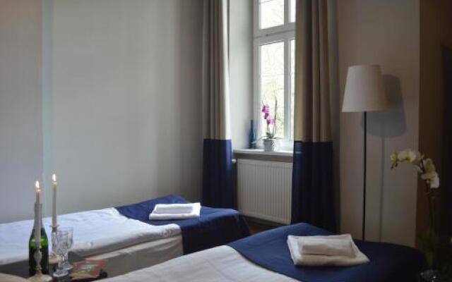 Hotel Księżycowy Dworek