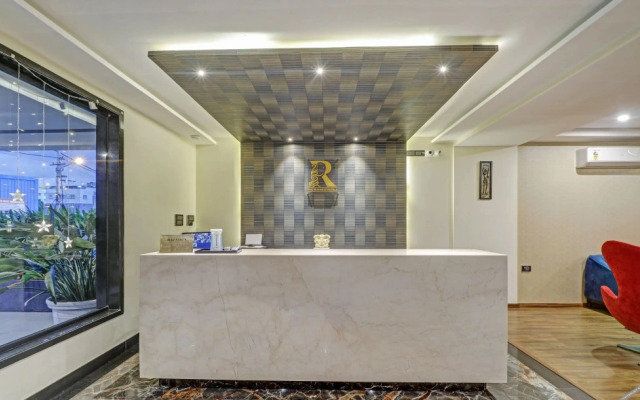 Treebo Tryst Raj Vista