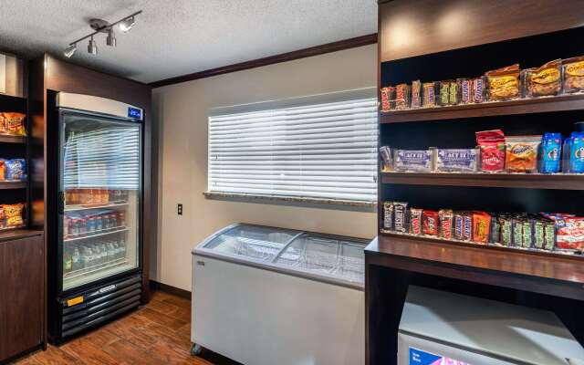 Quality Suites Addison - Dallas