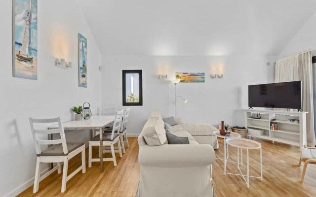 Apartamentos Playa Bastián