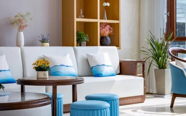 Huangshan Wuji Snow Mineral Water Holiday Hotel