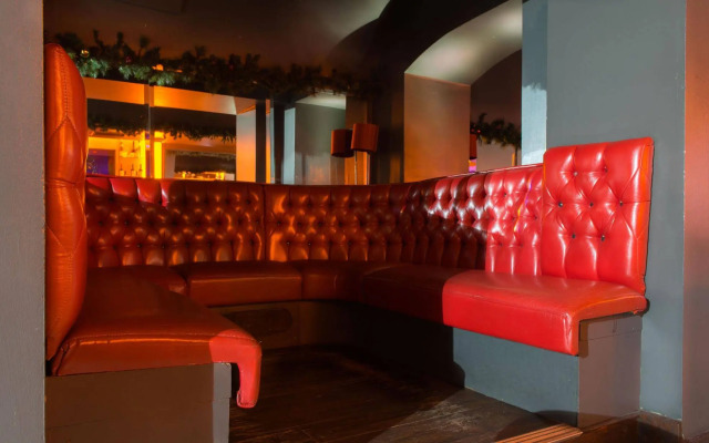 Russell Court Hotel