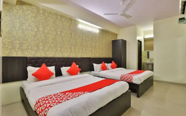Siddhi Vinayak Rooms By OYO Rooms