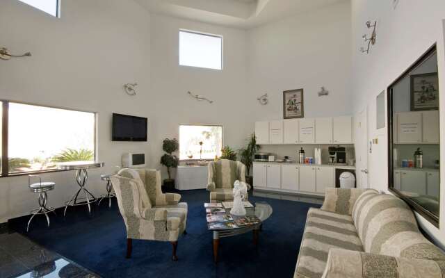 Americas Best Value Platinum Inn & Suites