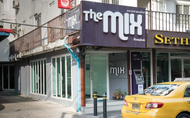 Where Convenience Meets the City