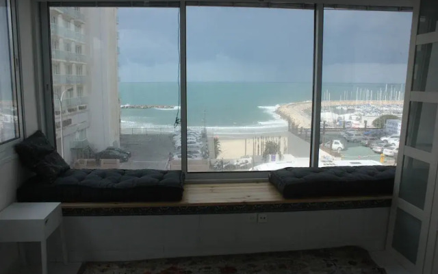 TLV Suites on the beach