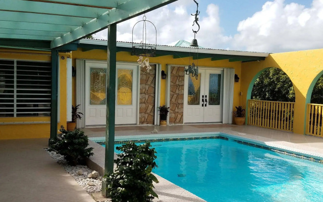 Carringtons Inn St Croix