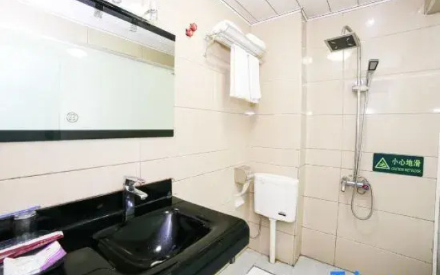 Yueyang Tiancheng Hotel