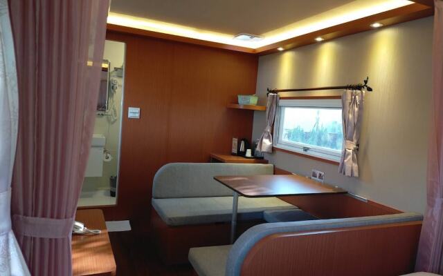 K-1 Hotel