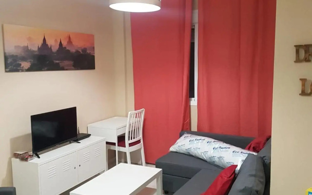 Centrico Y Luminoso Con 2 Dormitorios. A/C + Wifi