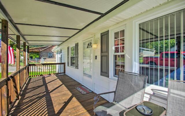 Dog-friendly Fayetteville Home w/ Hot Tub!