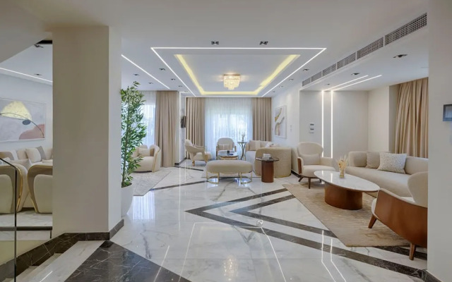 Vesta - Luxury Villa - 3BR - CFC II