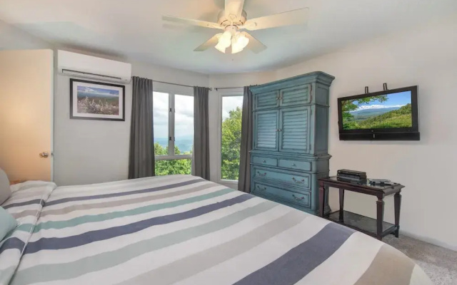 Birdsong by Jackson Mountain Rentals
