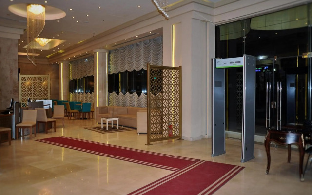 Cleopatra Hotel