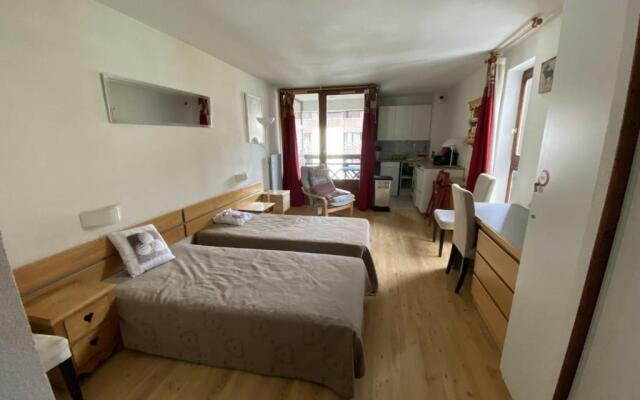 Appartement Brides-les-Bains, 1 pièce, 4 personnes - FR-1-512-195