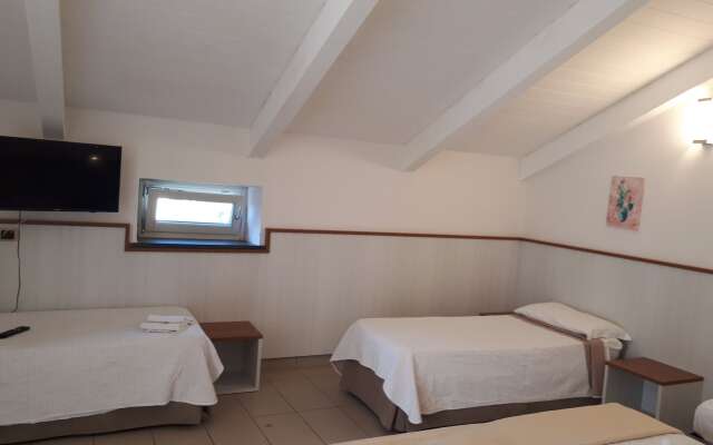 Seven Hostel
