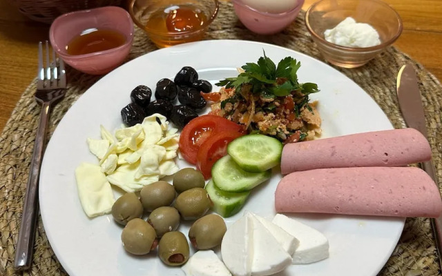Kardinia Hotel