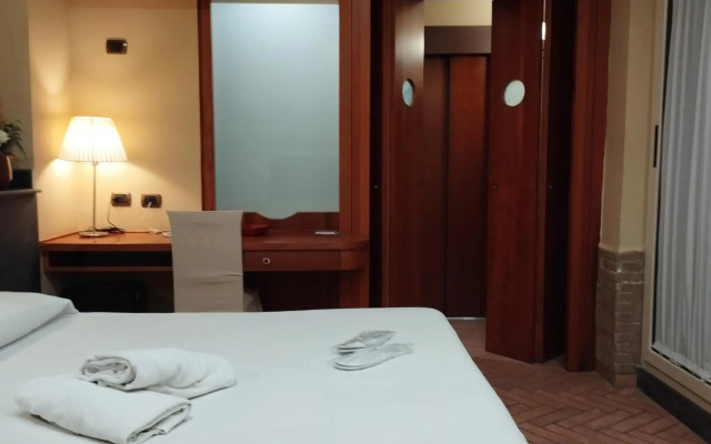 Hotel Suite Ares