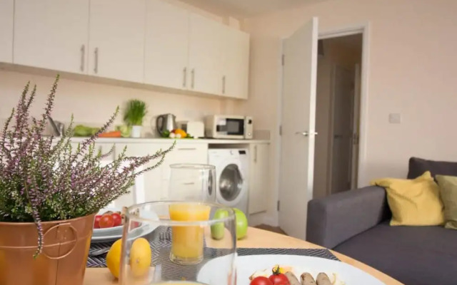 Stayzo Stylish Accommodation in Southampton 10