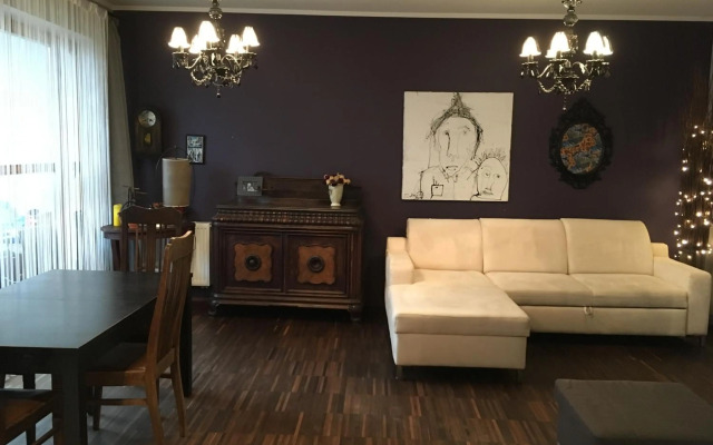 Chełmska 9, next to Olinek