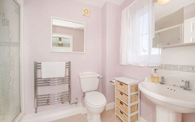 West Bay Holiday Home