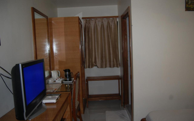 Hotel Vice President