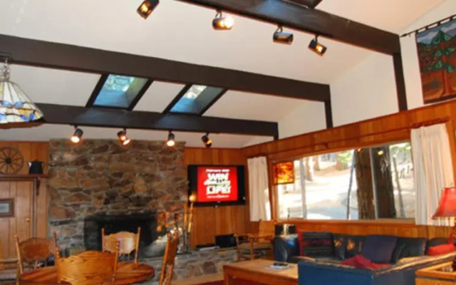 RedAwning Cabin #15B The Legacy