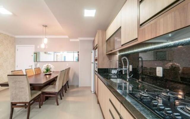 Lindo Apartamento 3 Dormitorios Em Bombas