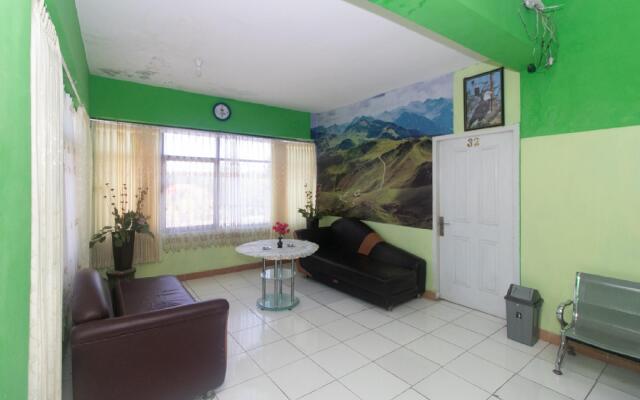 RedDoorz @ Frans Seda Kupang