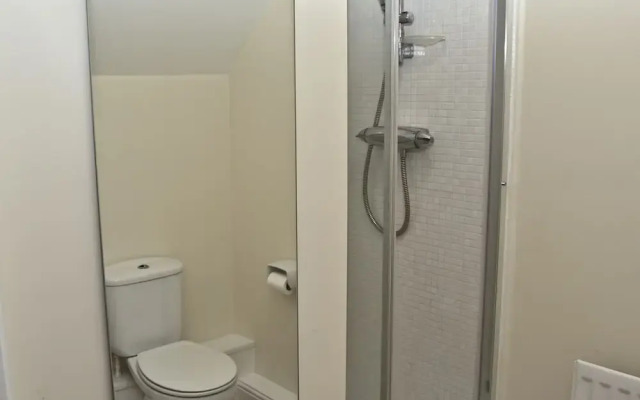 Warrington Suites by Relax Stays