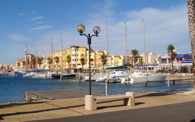 Apartment allee du Saoutadou