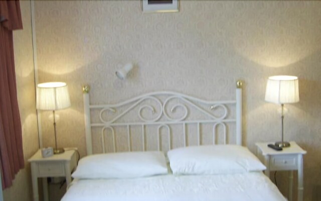 Hilton Heights B&B