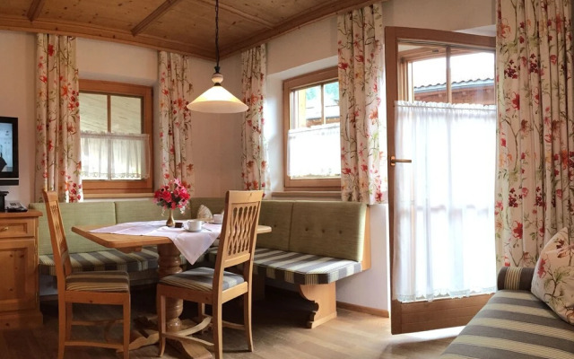 Cozy Apartment With Sauna in Alpbach