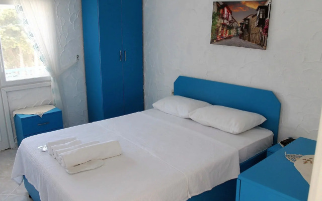 Ela Hotel