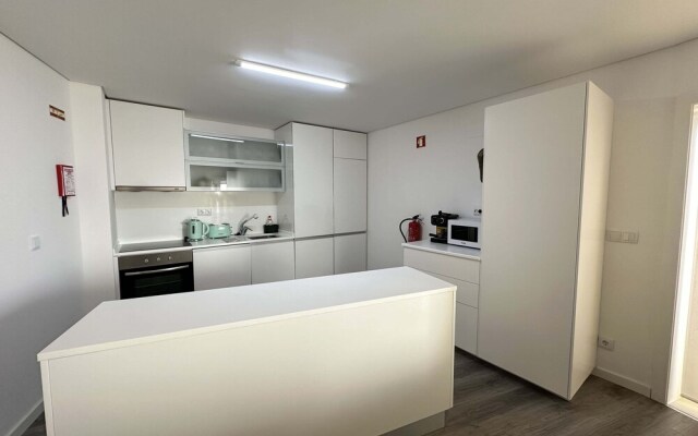 Iva's Panoramic Sesimbra - Trip2Portugal