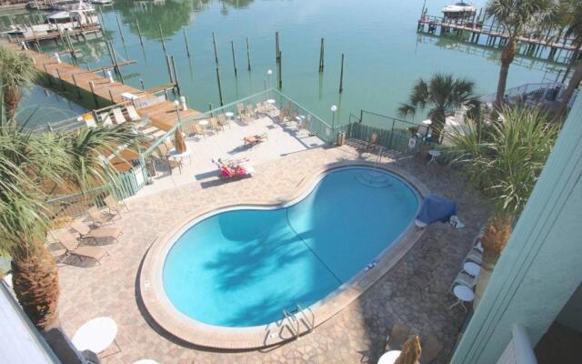 502 Dockside