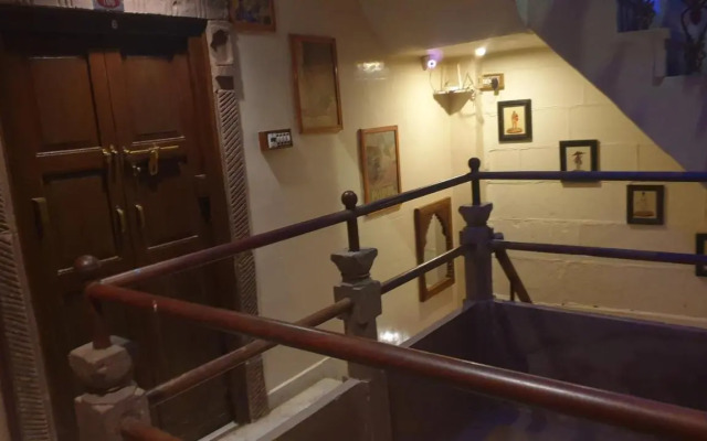 Raj Mandir Boutique Home Stay