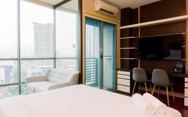 Homey And Minimalist Studio Room At Gp Plaza Apartment – Guest Rooms – Jakarta
