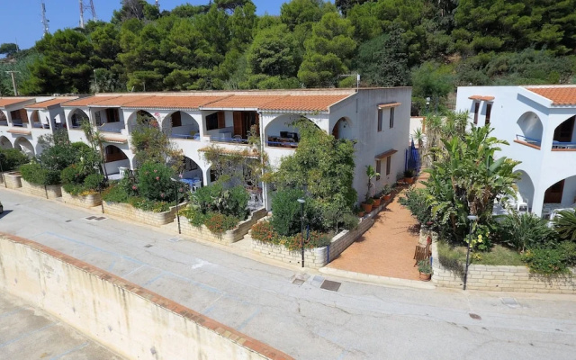 Two Room Apartment Near the Beach 2