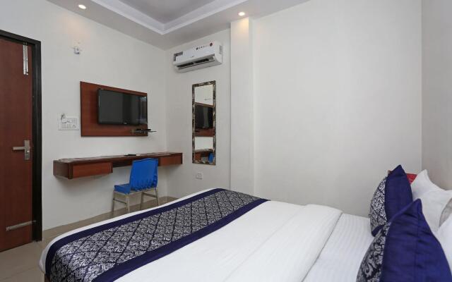 OYO 5434 Hotel Delhi Delight